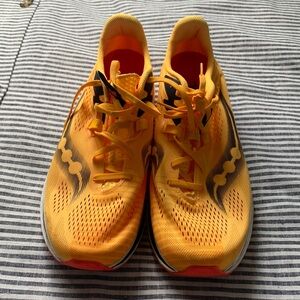 Men’s Saucony endorphin with speed roll, technology sneaker